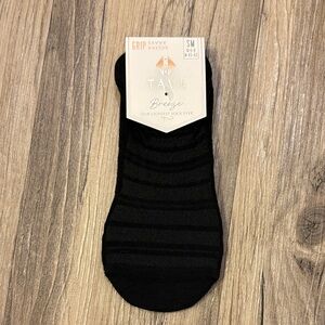 Tavi Breeze Grip Socks Ebony NWT Barre Pilates Yoga Small